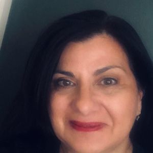 Meet your Posher, Lorraine